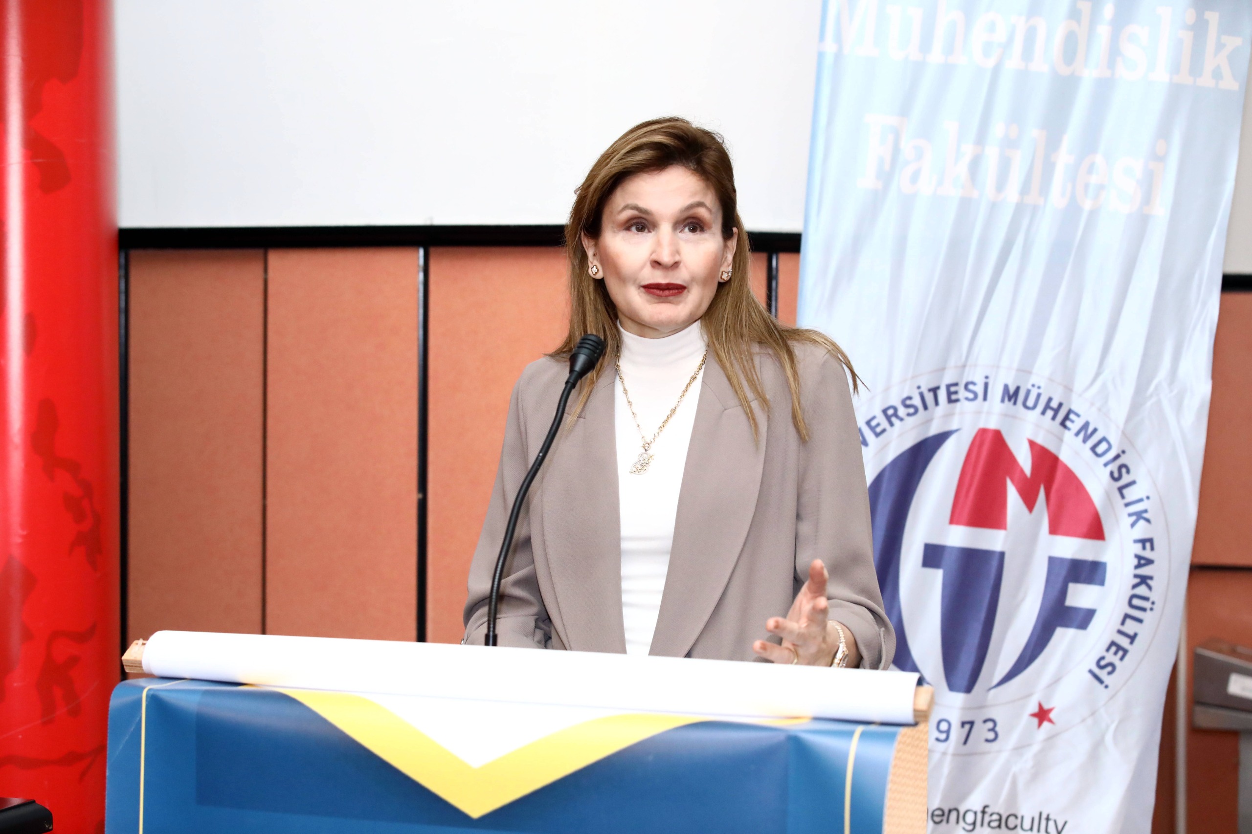 Bölüm Başkanımız Prof. Dr. Nildem Tayşi